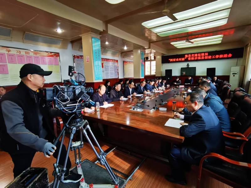 光影铸就品牌传奇——清苑县极致互动产品宣传视频拍摄